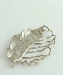 Inspire Me! Home Decor Silver Openwork Leaf Decor/Trivet