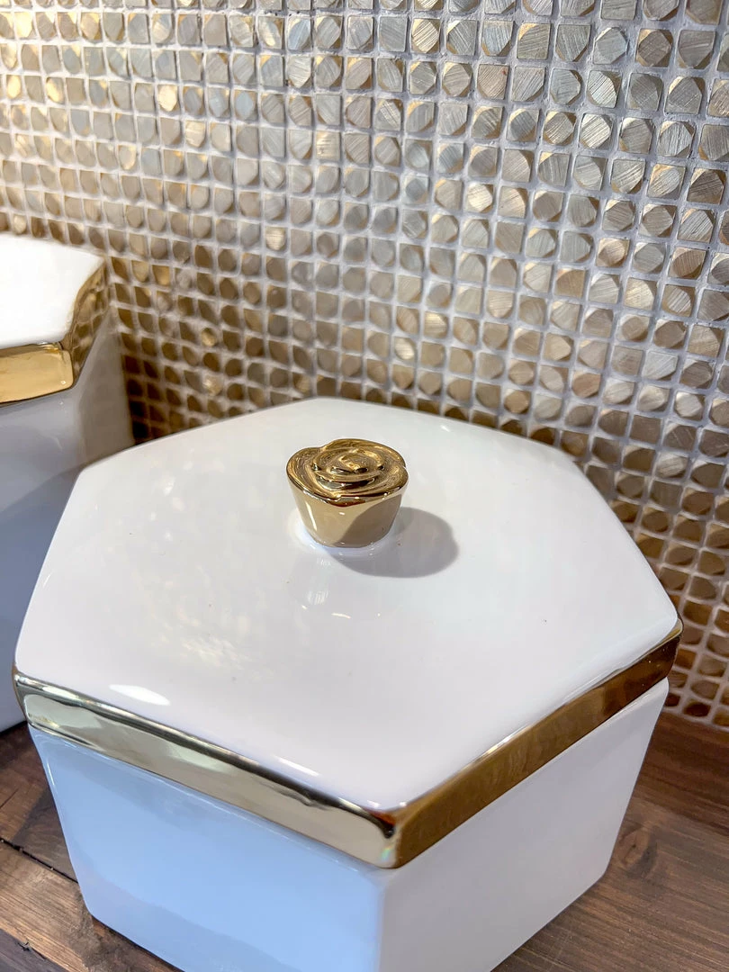 Inspire Me! Home Decor White And Gold Ceramic Jars With Lids (3 Sizes) 7 Inspire Me! Home Decor White And Gold Ceramic Jars With Lids (3 Sizes)