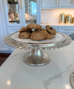 Inspire Me! Home Decor Marble Cake Stand With Ripple Edge (2 Colors) Gold