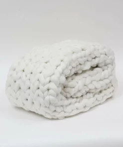 Inspire Me! Home Decor Ivory Chunky Knitted Throw Blanket