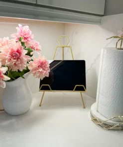 Inspire Me! Home Decor Gold Metal Easel