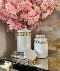 Inspire Me! Home Decor Jars White Ceramic Lidded Jar With Stunning Gold Chain Details (3 Sizes) 15 Inspire Me! Home Decor Jars White Ceramic Lidded Jar With Stunning Gold Chain Details (3 Sizes)