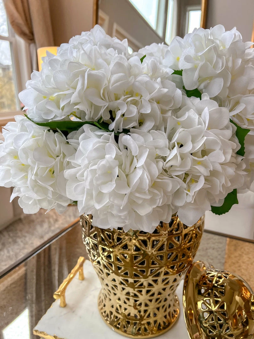 Inspire Me! Home Decor 23.5" Real Touch White Hydrangea 6 Inspire Me! Home Decor 23.5" Real Touch White Hydrangea