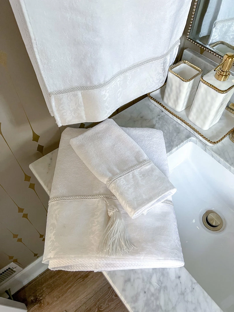 Inspire Me! Home Decor BATHROOM White Towel With Rope Detail (3 Sizes) 6 Inspire Me! Home Decor BATHROOM White Towel With Rope Detail (3 Sizes)