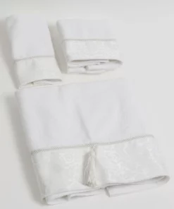 Inspire Me! Home Decor BATHROOM White Towel With Rope Detail (3 Sizes)
