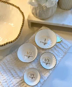Inspire Me! Home Decor 4 Piece White With Gold Trim Measuring Cups