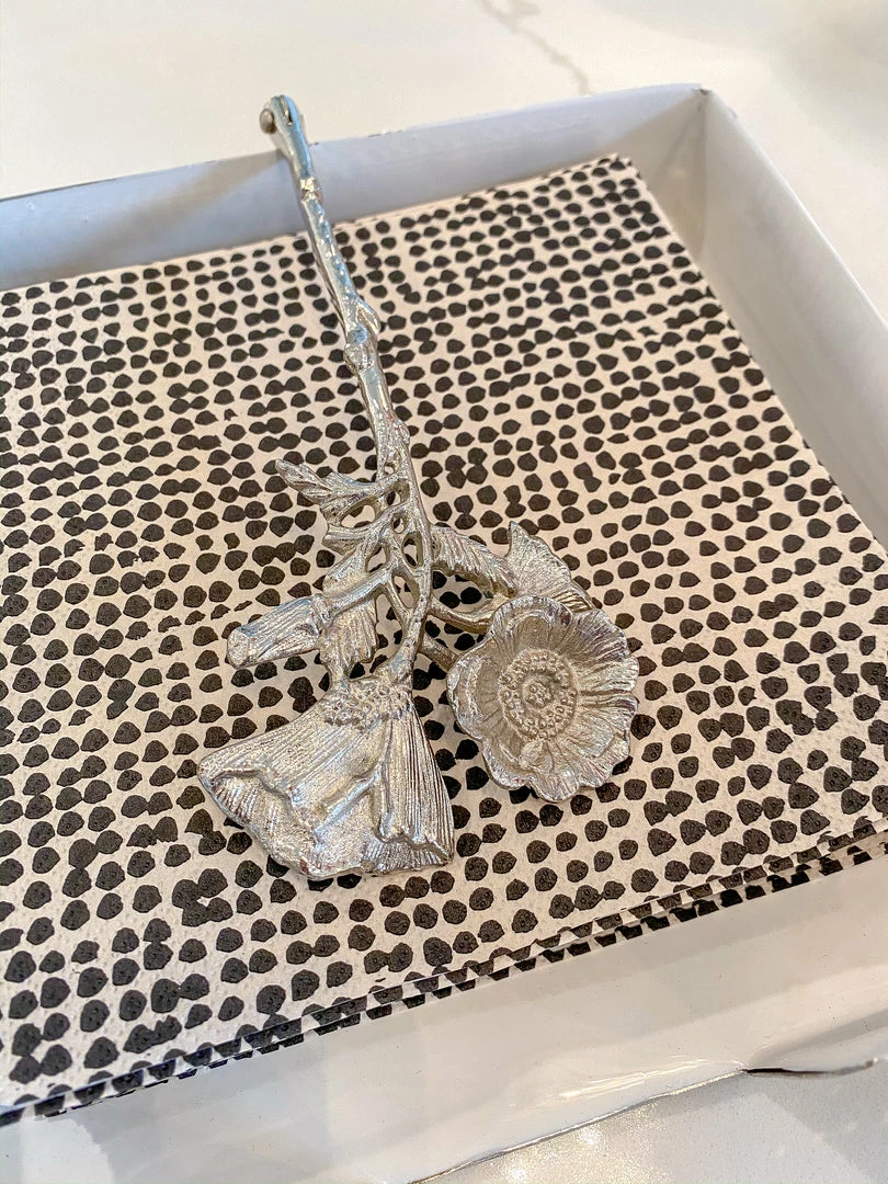 Inspire Me! Home Decor Silver White Enamel Napkin Holder W/ Floral Design 3 Inspire Me! Home Decor Silver White Enamel Napkin Holder W/ Floral Design