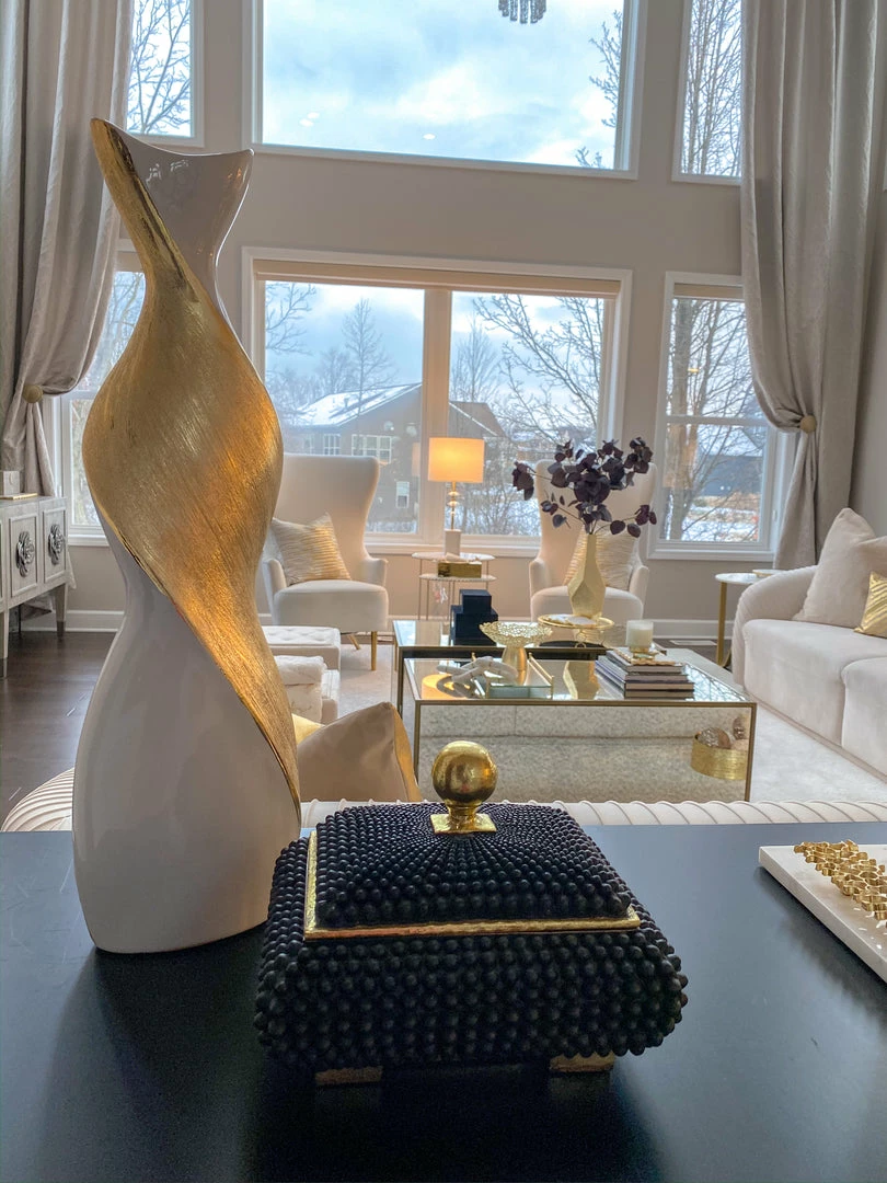 Inspire Me! Home Decor Gold And White Twisted Vase (2 Sizes) 14 Inspire Me! Home Decor Gold And White Twisted Vase (2 Sizes)