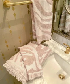 Inspire Me! Home Decor Blush Pink Heathered Stripe Towel (3 Sizes)