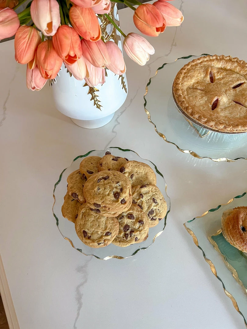 Inspire Me! Home Decor Stacked Glass Cake Stand With Textured Gold Rim (2 Sizes ) 7 Inspire Me! Home Decor Stacked Glass Cake Stand With Textured Gold Rim (2 Sizes )