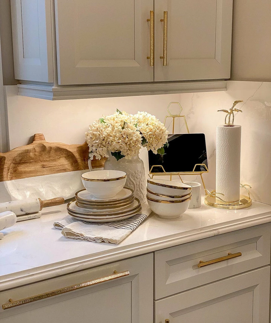 Inspire Me! Home Decor White And Gold Rimmed Porcelain Dinner Set ( 12 Piece Set ) 4 Inspire Me! Home Decor White And Gold Rimmed Porcelain Dinner Set ( 12 Piece Set )