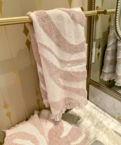 Inspire Me! Home Decor Blush Pink Heathered Stripe Towel (3 Sizes)