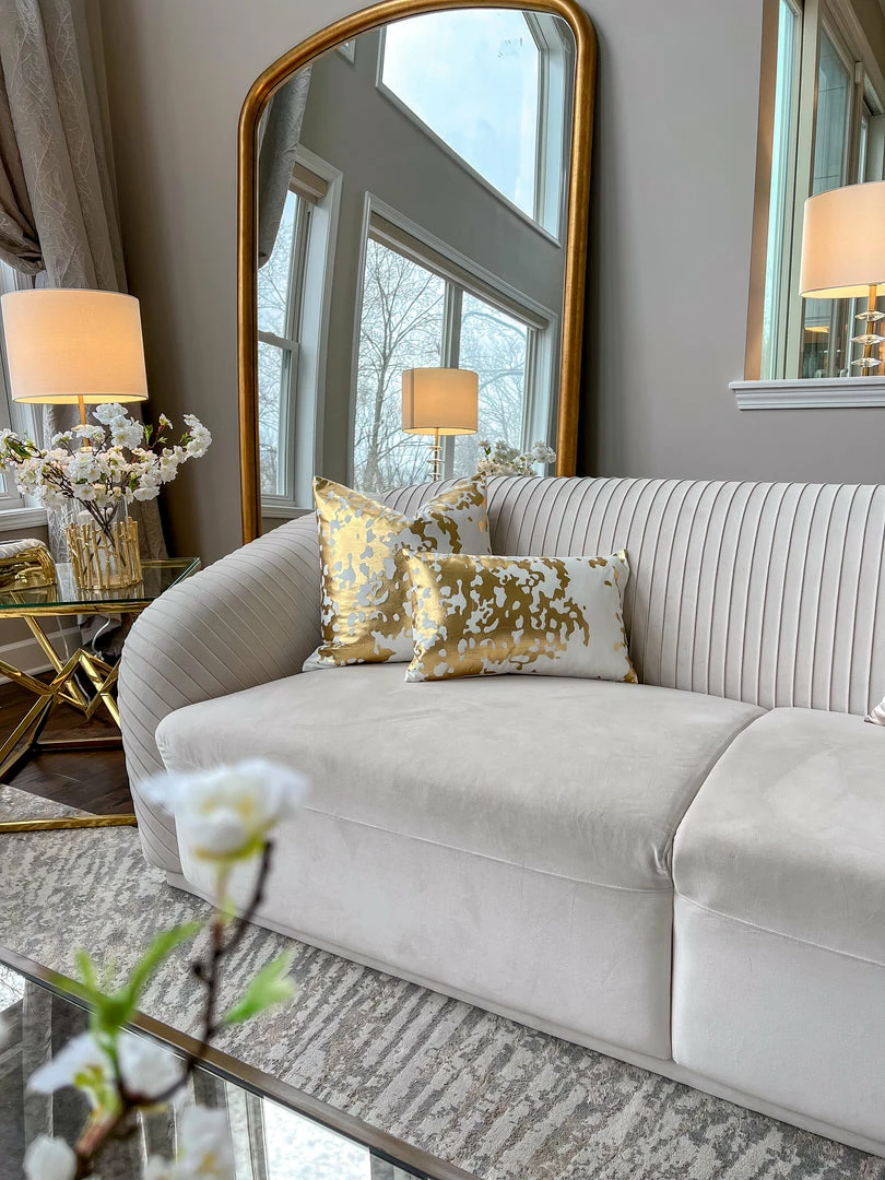 Cloud9d PILLOWS, RUGS, & THROWS Elise Ivory Gold Pillow - 20" X 20" 9 Cloud9d PILLOWS, RUGS, & THROWS Elise Ivory Gold Pillow - 20" X 20"