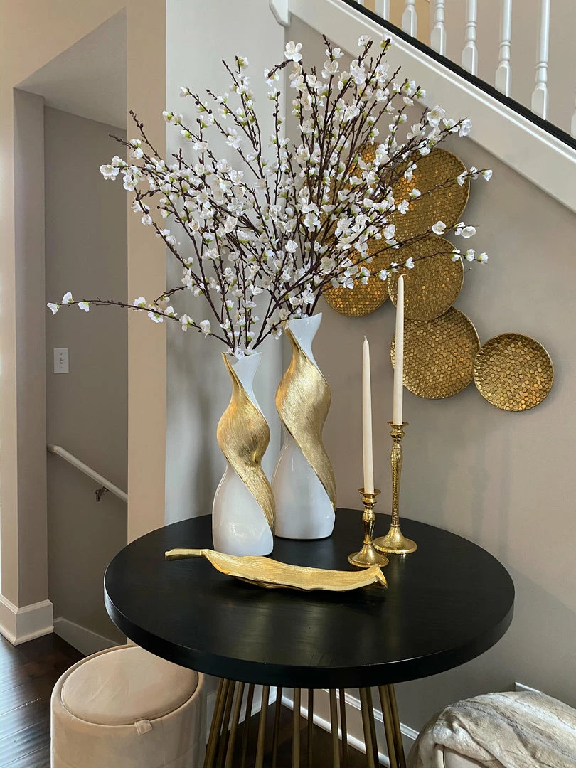 Inspire Me! Home Decor Gold And White Twisted Vase (2 Sizes) 6 Inspire Me! Home Decor Gold And White Twisted Vase (2 Sizes)