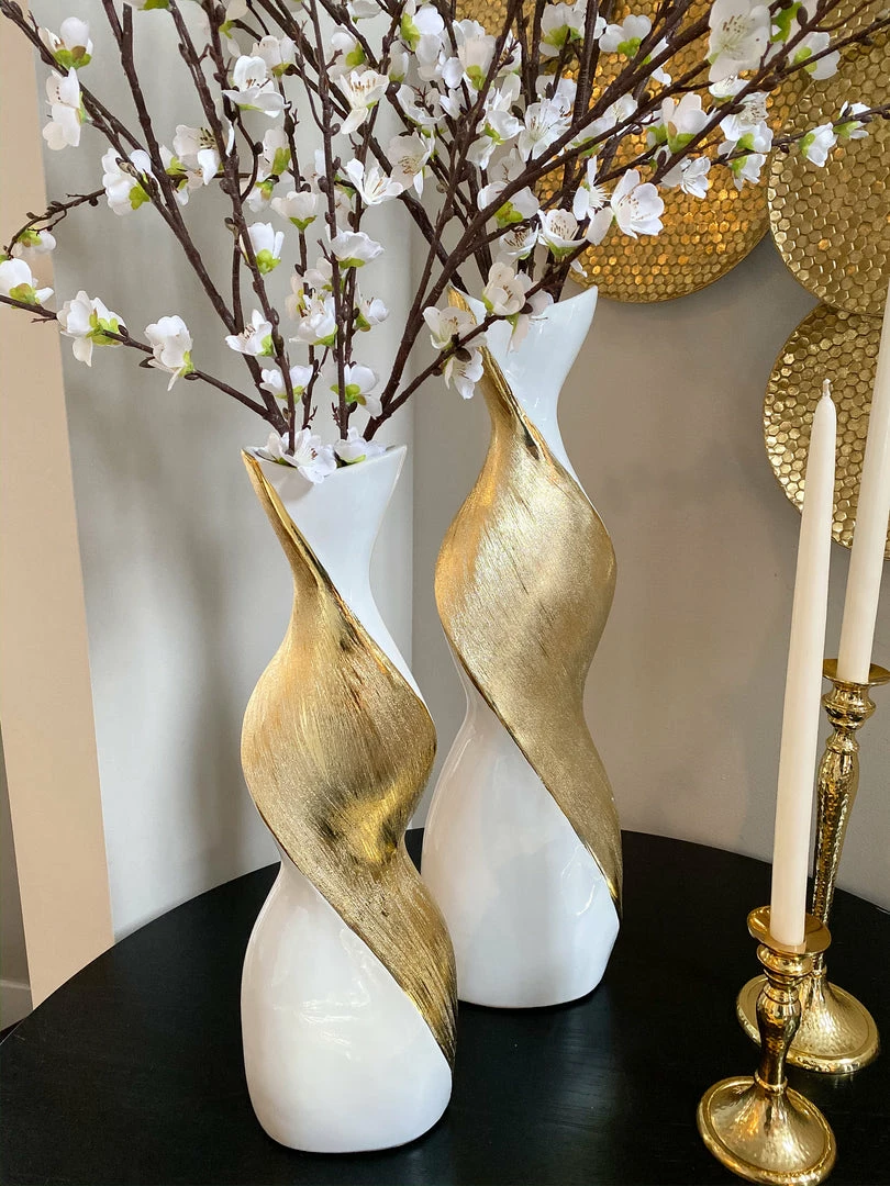 Inspire Me! Home Decor Gold And White Twisted Vase (2 Sizes) 4 Inspire Me! Home Decor Gold And White Twisted Vase (2 Sizes)
