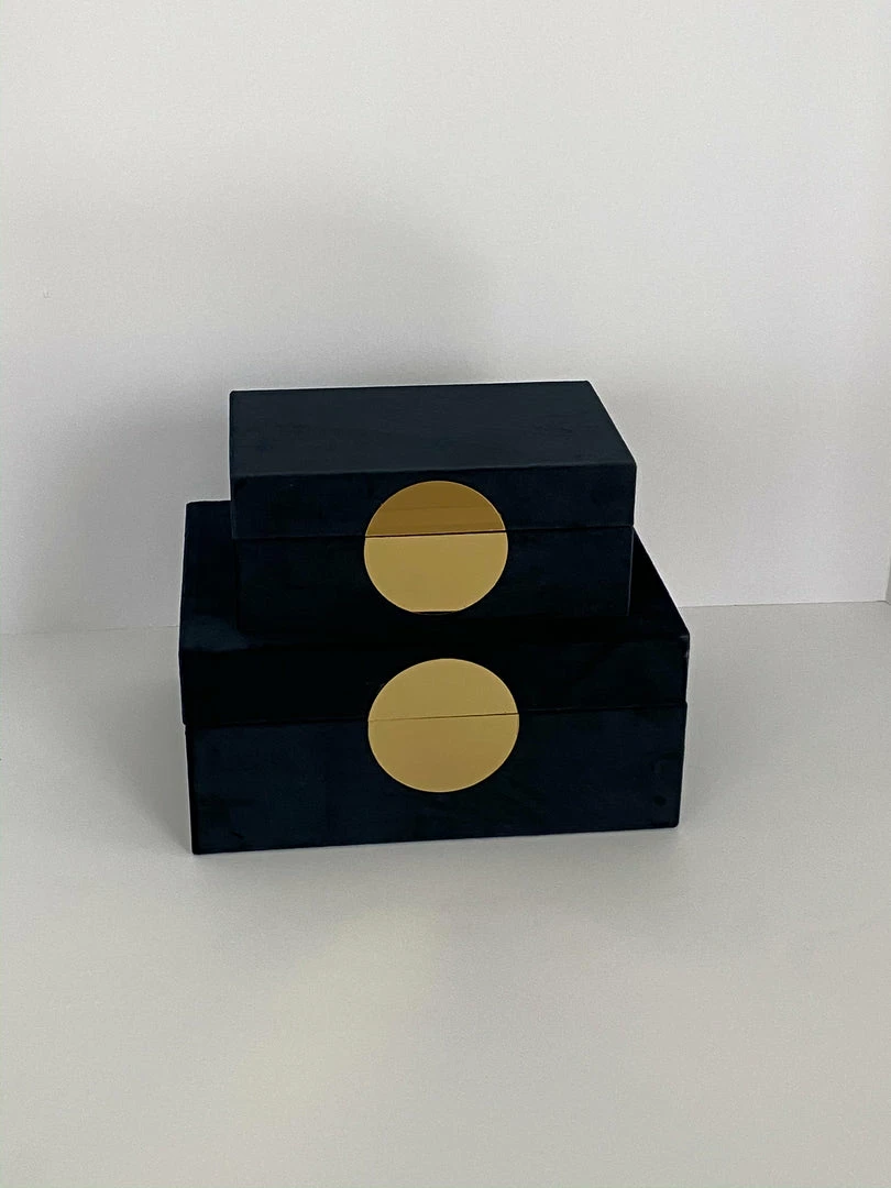 Inspire Me! Home Decor Set Of 2 Velvet Black Boxes With Gold Circle 4 Inspire Me! Home Decor Set Of 2 Velvet Black Boxes With Gold Circle